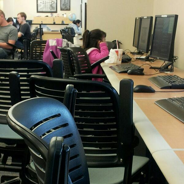 ayyylalo's tweet image. home girl is like 8. What is she doing here #accproblems