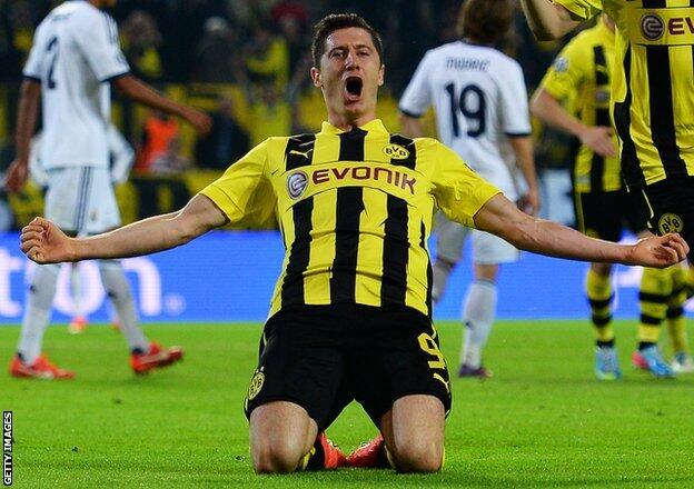 c Sport Ft Borussia Dortmund 4 1 Real Madrid Four Goals For Lewandowski Give Dortmund First Leg Lead Http T Co Vz2mirm0ua Http T Co Pb90uj0dg2 Twitter