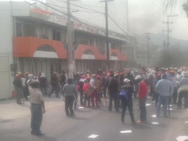 Aspectos de la Contraloría en Chilpancingo tras el paso de maestros de la Ceteg #VandalismoCETEG