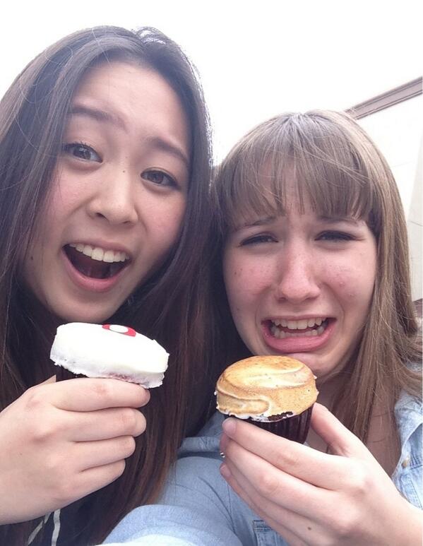 Malwack's tweet image. ROUND 2 #gonnavom