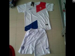 [Ready Stock] Belanda Away Kids ready Size 24 - 28 | SMS : 083874742638 | PIN: 29FFC9DD