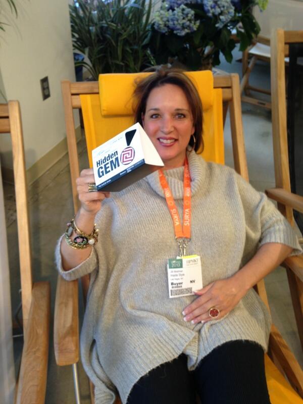 Inside_Style_'s tweet image. #hiddengemsLook what I found !at#HighPointMarket#DuxburyCoastalTeak in MarketSuites#insidestylehome likes it!