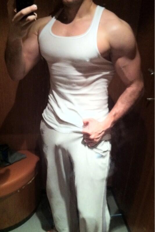 womntly's tweet photo. احححححححح http://t.co/hWk9ymkbaa