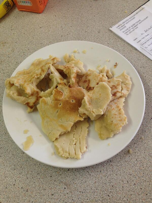 georgiadorling's tweet image. @Girlwithlashes @ed_boss WORST PANCAKES EVER!