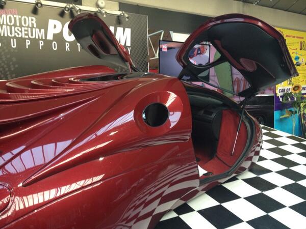 pauldickinson1's tweet photo. “@NaheedHanif: Just bought the extra terrestrial vehicle - model though http://t.co/n3kUo3e2Sf” like to see wardens try to clamp that!