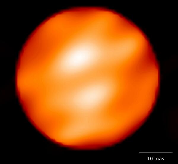 dailygalaxy's tweet photo. Thirty Supernovas Per Second in the Universe --Is Red Giant Betelgeuse Next?
http://t.co/IH0rYqlq4J http://t.co/tYFv07VL6T