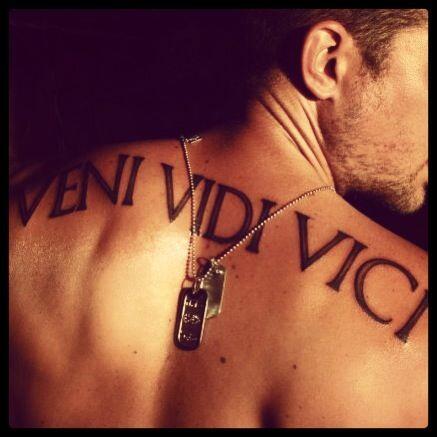 Dani Rickli on X: Tatuagem do Igor @IgorRickli VENI VIDI VICI é latim e  significa VIM, VI VENCI…. Venceu mesmo! ♥  / X