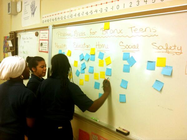 MsZeee_HUM2's tweet photo. @NYCopenED #NVCHS HUMII students sharing awesome ideas with their class! #statistics #bronx @KarleySchini http://t.co/rqXw6ilORW