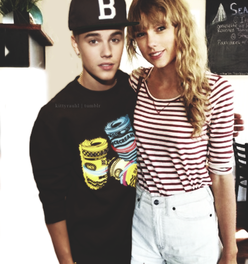 needsswift's tweet photo. Que montagem perfeita MDSSSSS #Justay http://t.co/UVUCsygEhC