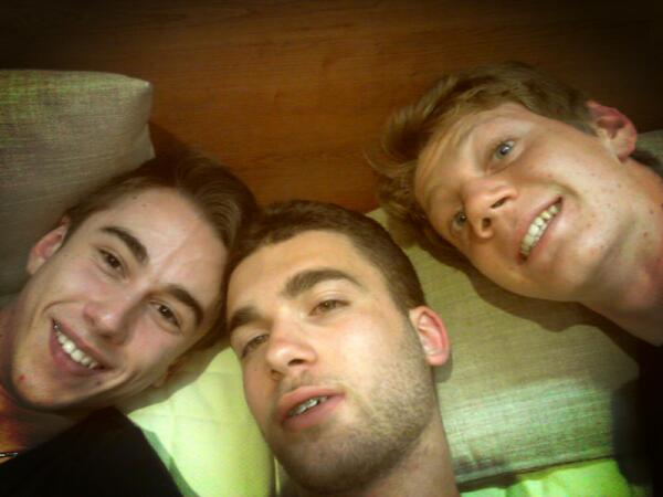 AMarcocchia's tweet photo. In camera #hotelbernina #milano @R__Leon e Caran http://t.co/GrbU8LM5Te