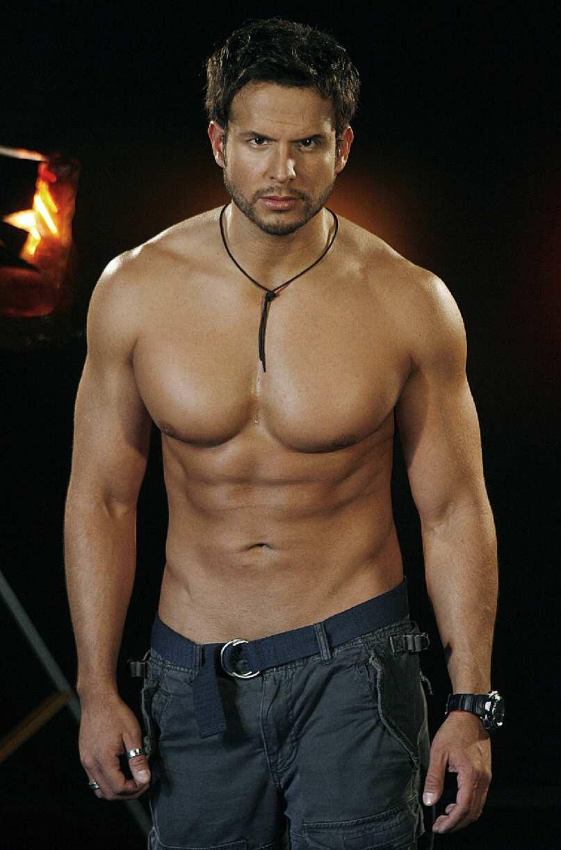 Nelly Eslautce on X: Yul Hansel Bürkle Solórzano, es un actor y modelo  venezolano. #PapasitoVenezolano http:t.coOPflKQMQSv  X