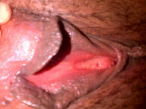 jhonny_Que's tweet photo. Divina boquita para lamer. Y hacerla venir en mi boca rico ? Y rica karina http://t.co/2LttrHSZvu