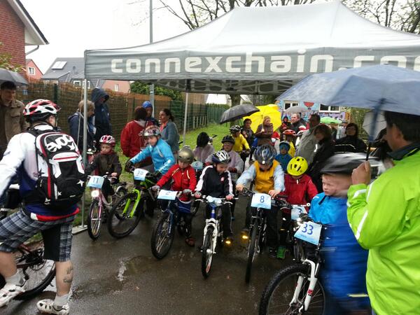 connexchain's tweet photo. Connex Cup der 2. Lauf  der U9 kurz vor dem Start. http://t.co/7u4kwGpkem