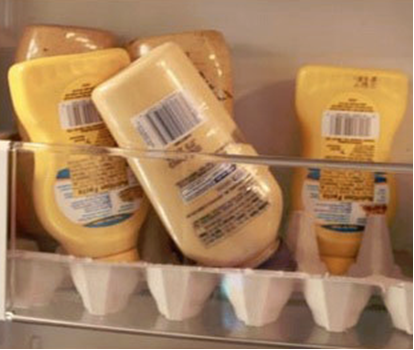 ADVWindowsDoors's tweet image. Keep your fridge shelves clean by using half of an egg carton to hold #mustard and other sauces.