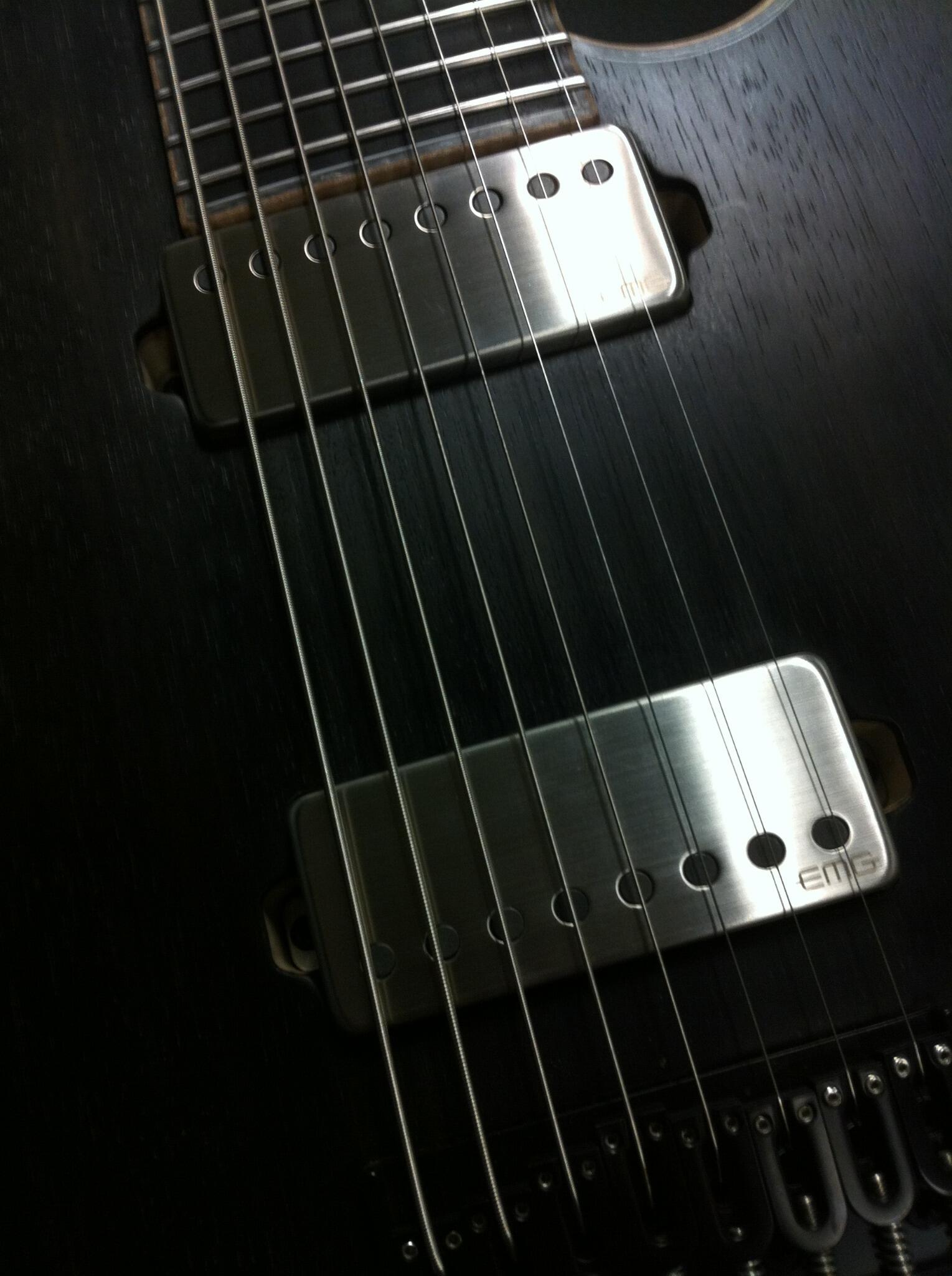 Emg 8 string pickups deals