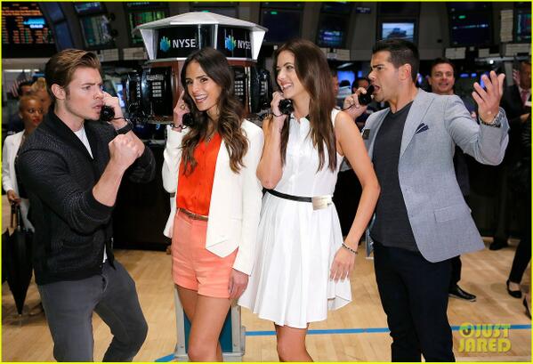 RT "<a href="/JoshH_fanpage/">fanpage DALLAS cast</a>: yay, fun times :) <a href="/joshhenderson/">Josh Henderson</a> <a href="/julie_gonzalo/">Julie Gonzalo</a> <a href="/JordanaBrewster/">Jordana Brewster</a> <a href="/jessemetcalfe/">Jesse Metcalfe</a> "