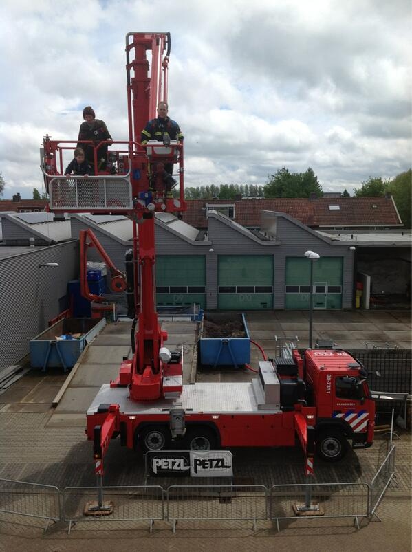 foilzone's tweet image. Dat is best hoog!!

Kom nu kijken op de Triosingel 34 in Culemborg!

RT = fijn!

#brandweer