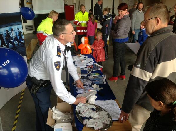 foilzone's tweet image. Ook je vingerafdruk laten maken?

Kom nu kijken op de Triosingel 34 in Culemborg!

RT = fijn!

#brandweer