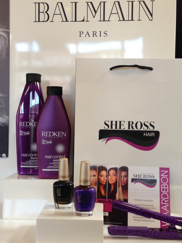 She_Ross's tweet photo. LIKE &amp; WIN: GOODIEBAG VOL LEUKE ITEMS TER WAARDE VAN €135,-
WIN WIN WIN
LIKE ONS HIER: http://t.co/2QB8p7kKKn http://t.co/5hVDogxa2M