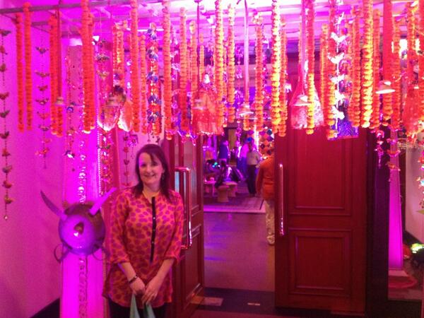hall_cat's tweet photo. Crashed a wedding in New Delhi! http://t.co/qua7GVFyfJ