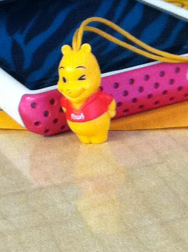 Aye_its_Yazmin's tweet image. #Pooh @nancylovestea #Adorable ^.^ #GeometryClass