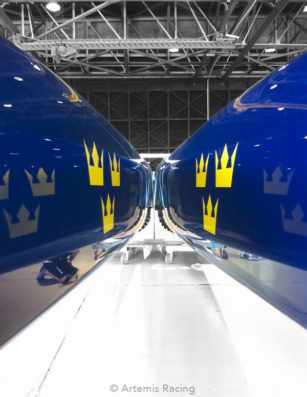 Soon she will fly! #foiling #trekronor #americascup #AC72