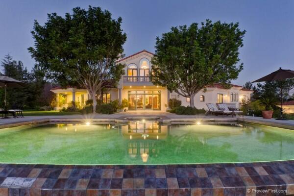 KimCSanDiego's tweet image. Closed #escrow on another beautiful #Fallbook home!  bit.ly/14kqkbK