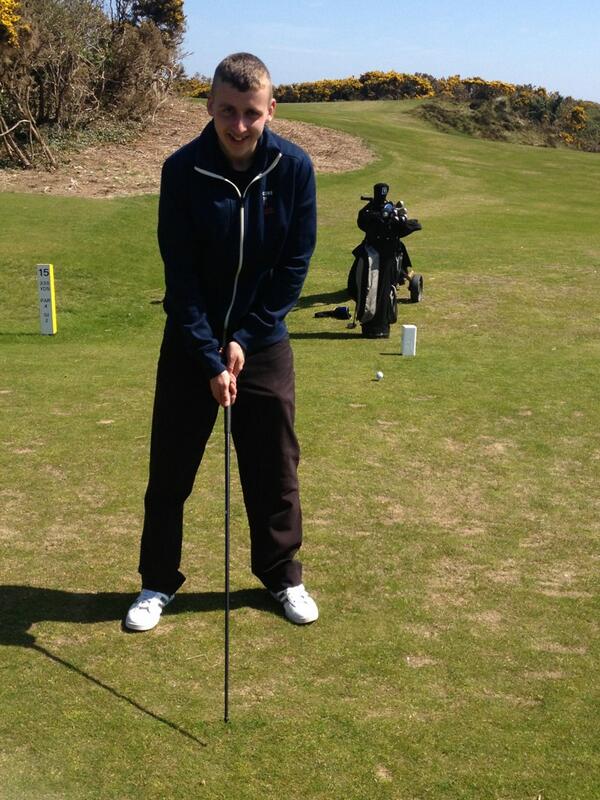 Des Mc Cartan tweet media