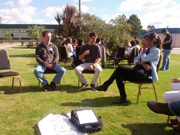 alemag1986's tweet image. @pdenatale en #openspaceuy conocimiento colectivo