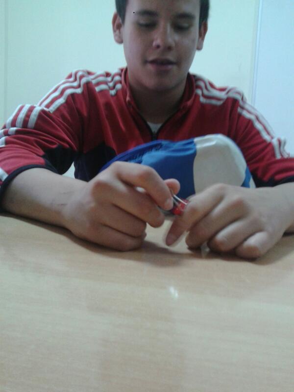MariajoseAl_15's tweet photo. @AngelRayo10 jajajaja http://t.co/8kw1MOYIA7