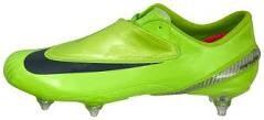 KerryGaaBanter's tweet photo. When players wears these boots in GAA #Vapours #Fuckoff http://t.co/4nEHJzlvj5