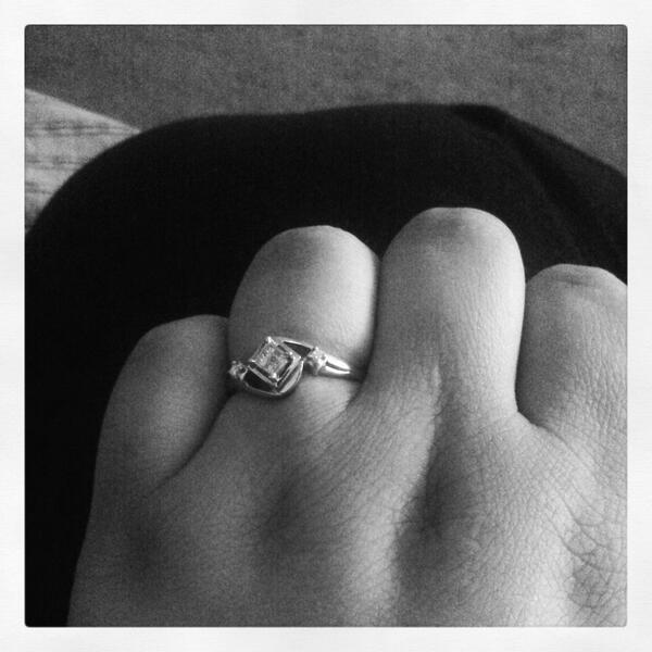 catelynbxtches's tweet image. #engagedandinlove