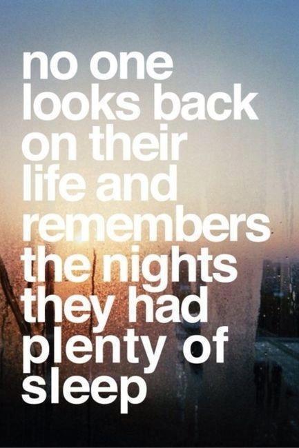 MissDDxx's tweet photo. so true!! Sleep when your dead! #enjoytheweekend #wordstoliveby http://t.co/ejWjmhOGMc
