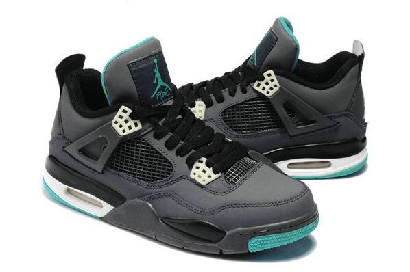 SneakerPolls's tweet photo. Whos gonna cop these "Green Glows" -no release date yet http://t.co/Q0HXzLndUX