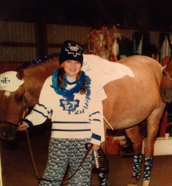 kenzgrayson's tweet photo. @kagerrits you should prob head down to Leaf Square tomorrow in this ensemble. #goleafsgo http://t.co/fvfpvbaWi9