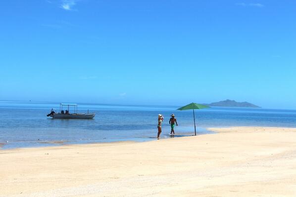 PalmleaFarms's tweet photo. Take our boat out to our private white sand island! #Fiji http://t.co/CIJ2rAPHAB #ecoresort #getaway http://t.co/6v7VmiltHL
