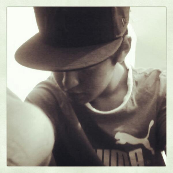 bryan_belieber's tweet photo. Swag http://t.co/TZvcIbNOnv