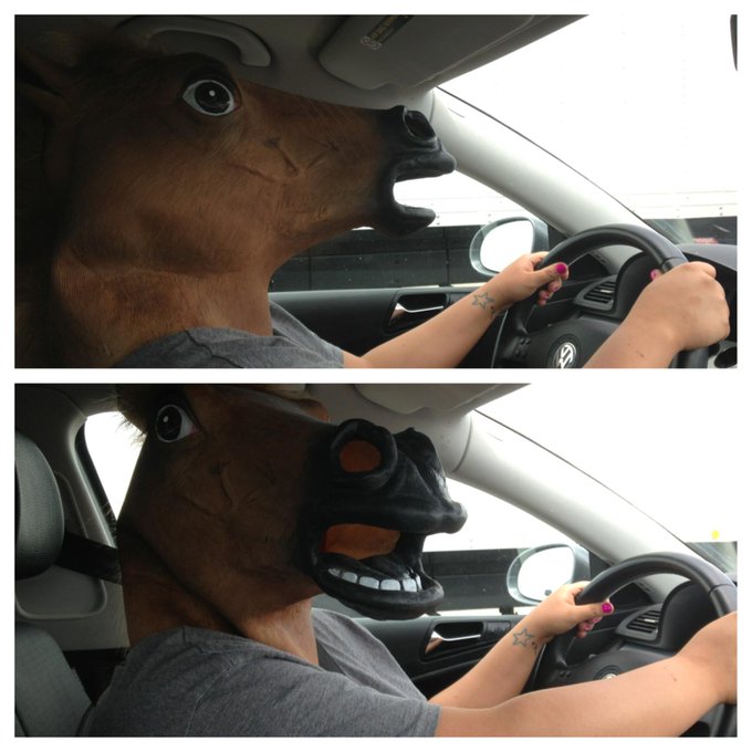 me while driving in traffic yesterday in Arizona hahaha 🐴🚙 http://t.co/X8xSYc7arK<a href="/tag/mvsales"class="tags"><span>#mvsales</span></a>