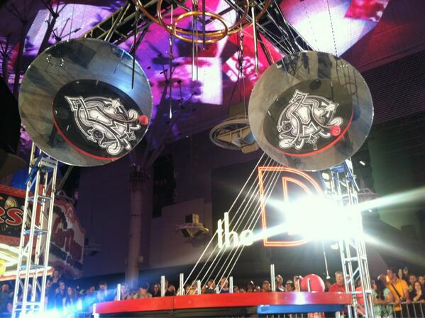 CrissAngel's tweet photo. The swords are in place, I'm up next... XC http://t.co/zKGXuulHuW