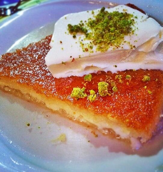 PostBadTurkish's tweet photo. Kunefe <3 http://t.co/5RuWl19Qvy