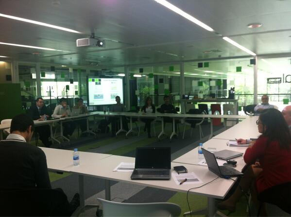 Gemmabatlle's tweet image. Avui sessió de tendències del #cluster_tic #bdigital sobre &quot;the citizen as a sensor &quot; , nous reptes i oportunitats