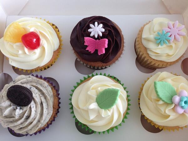 I have a few mixed boxes of 6 available for collection this eve or delivery in #stalbans tomorrow after 4pm: £10