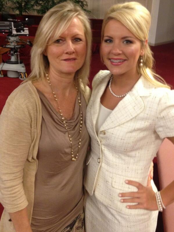 Grace Brumley's Instagram, Twitter & Facebook on IDCrawl