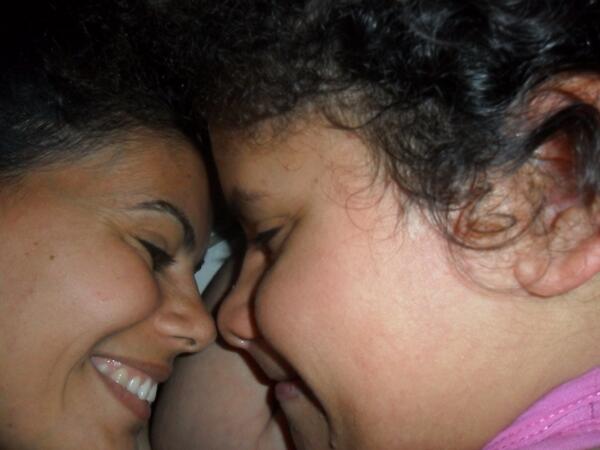 danieletmad's tweet photo. Brincadeirinhas com minha irmã Mariana Isabele- Um amor maior que eu ! http://t.co/IhYiluqIh3