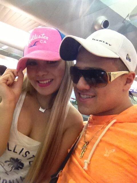 malatorre's tweet photo. “@multimediostv: “@delarosalozano: Ya llegaron los enamorados a la #RivieraMaya #MitadayMitad @hijodelninja http://t.co/SHJElvbrwZ””
