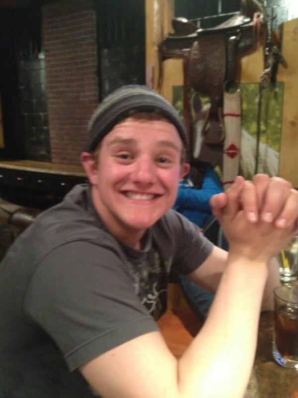 ChelseaSeverson's tweet photo. @Jorden_Cherewyk  Ain't nobody got time to look good http://t.co/mSuM0zgVaG