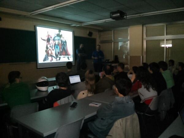 david_vernet's tweet image. Dos magnífics avui a la classe de #projectesweb! Gràcies @obokaman i @albertlg per venir! You rock! ;)