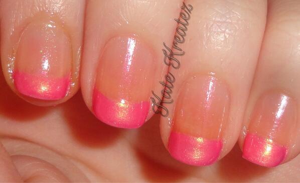 KateKreatez's tweet photo. French Mani Fun with @ZoyaNailPolish Happi! :) 
http://t.co/UC2pNiVdLU http://t.co/2yUa4XM1es