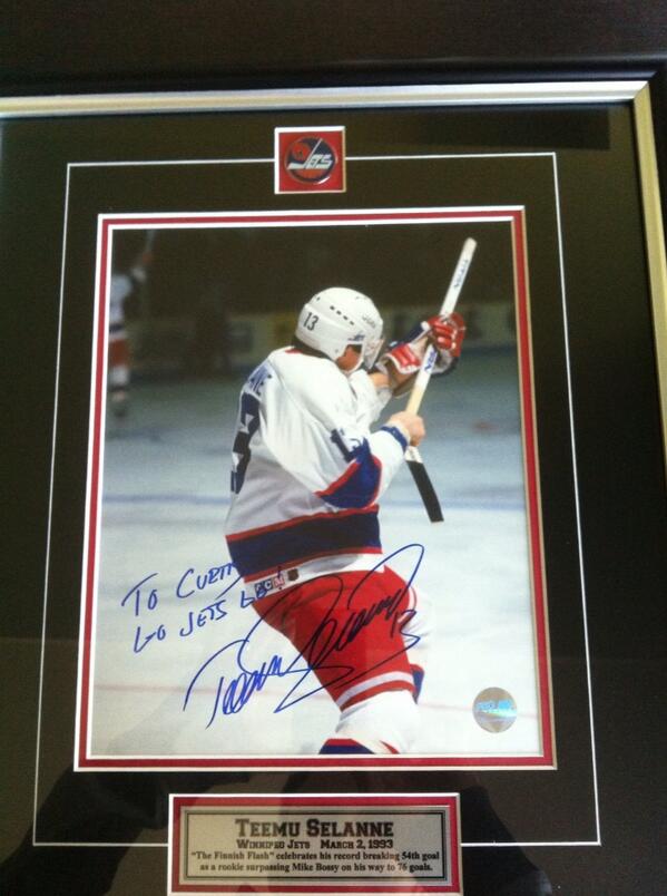 cgriffsalot's tweet photo. @jsolberg9 has started the bidding for '13 friend of the year fairly high! #finnishflash http://t.co/JPLqfuy7Z2