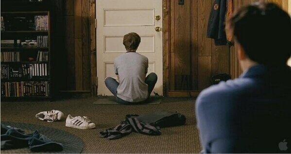GirlsNoteBook's tweet photo. ordering something online and waiting for it to be delivered http://t.co/I68V0bsukL